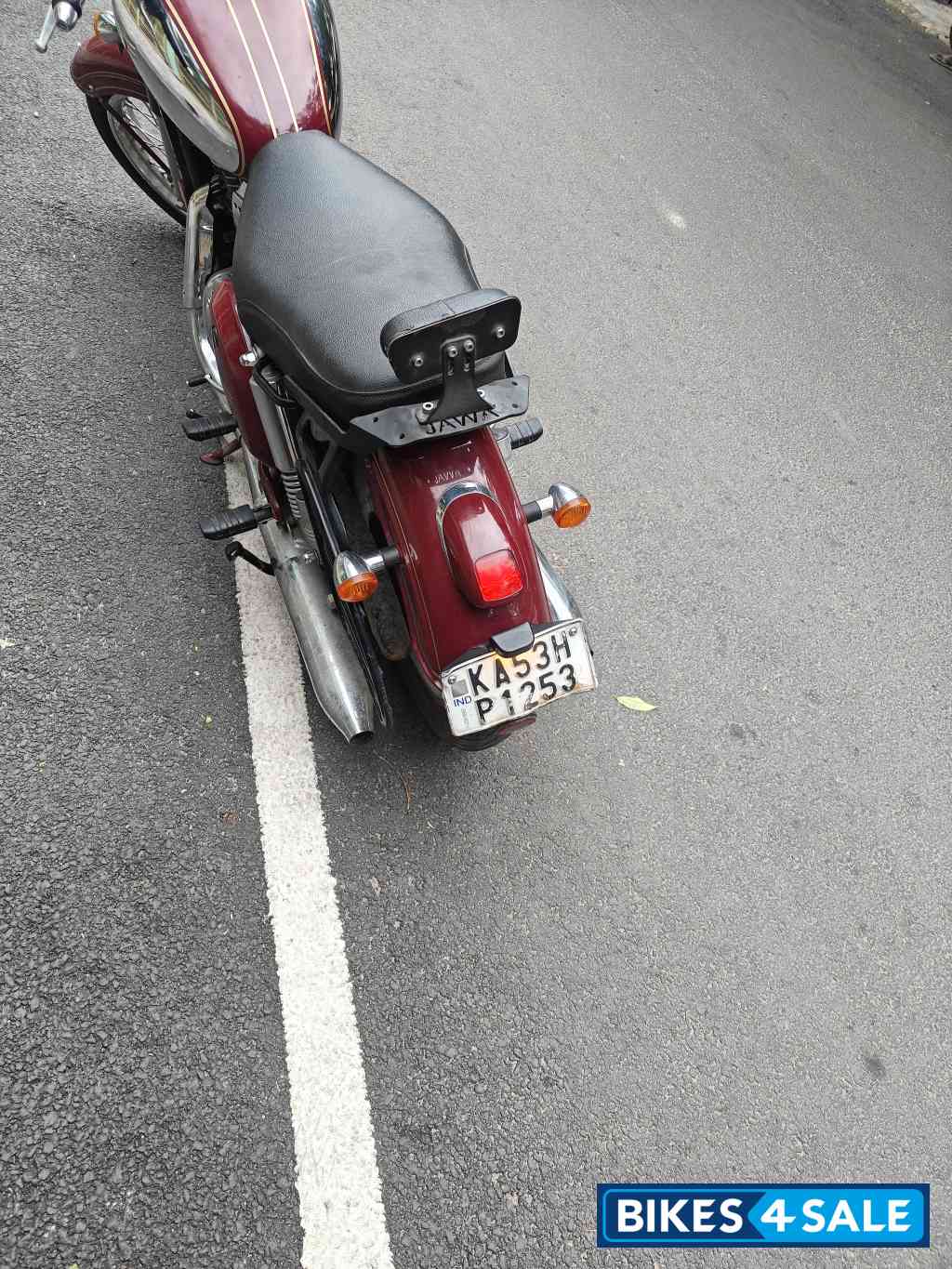 Maroon Jawa Jawa BS6
