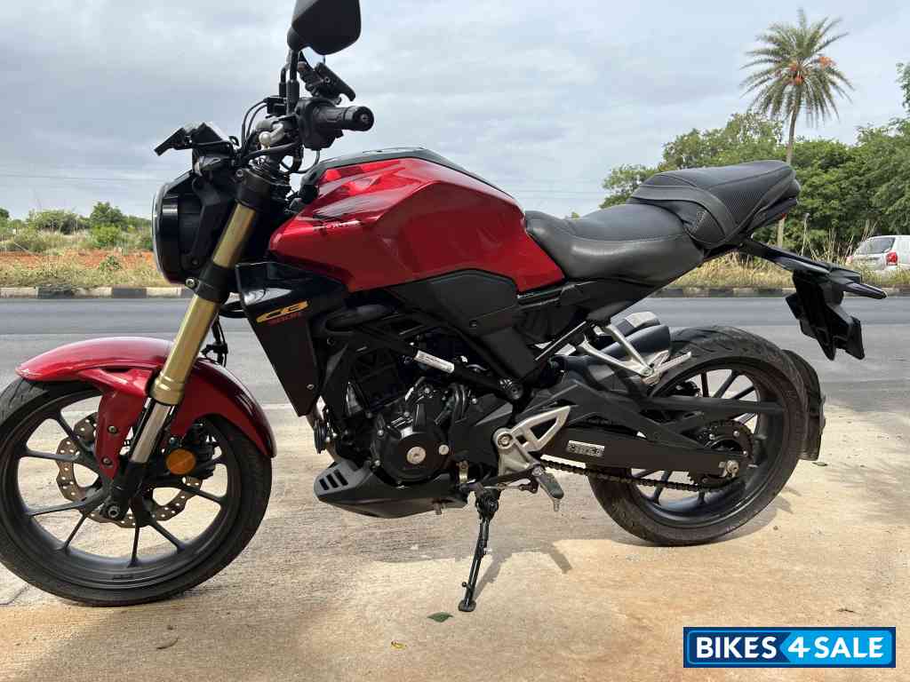 Honda CB300R