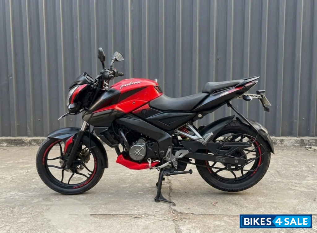Red/black Bajaj Pulsar NS 160