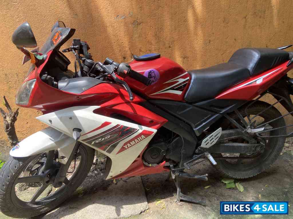 Red And White Yamaha YZF R15 S