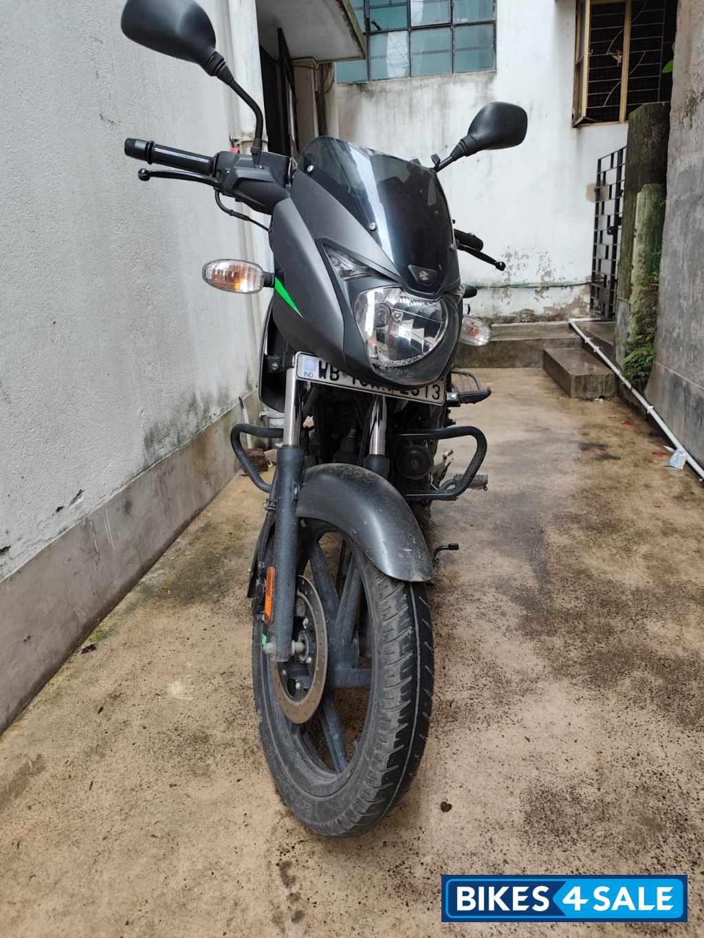 Bajaj Pulsar 125 Neon BS6