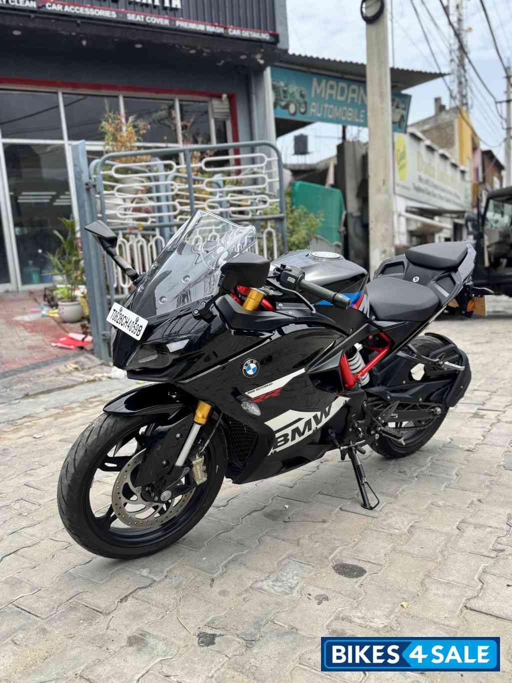 Black BMW G 310 RR