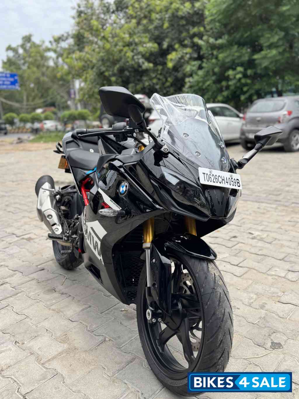 Black BMW G 310 RR