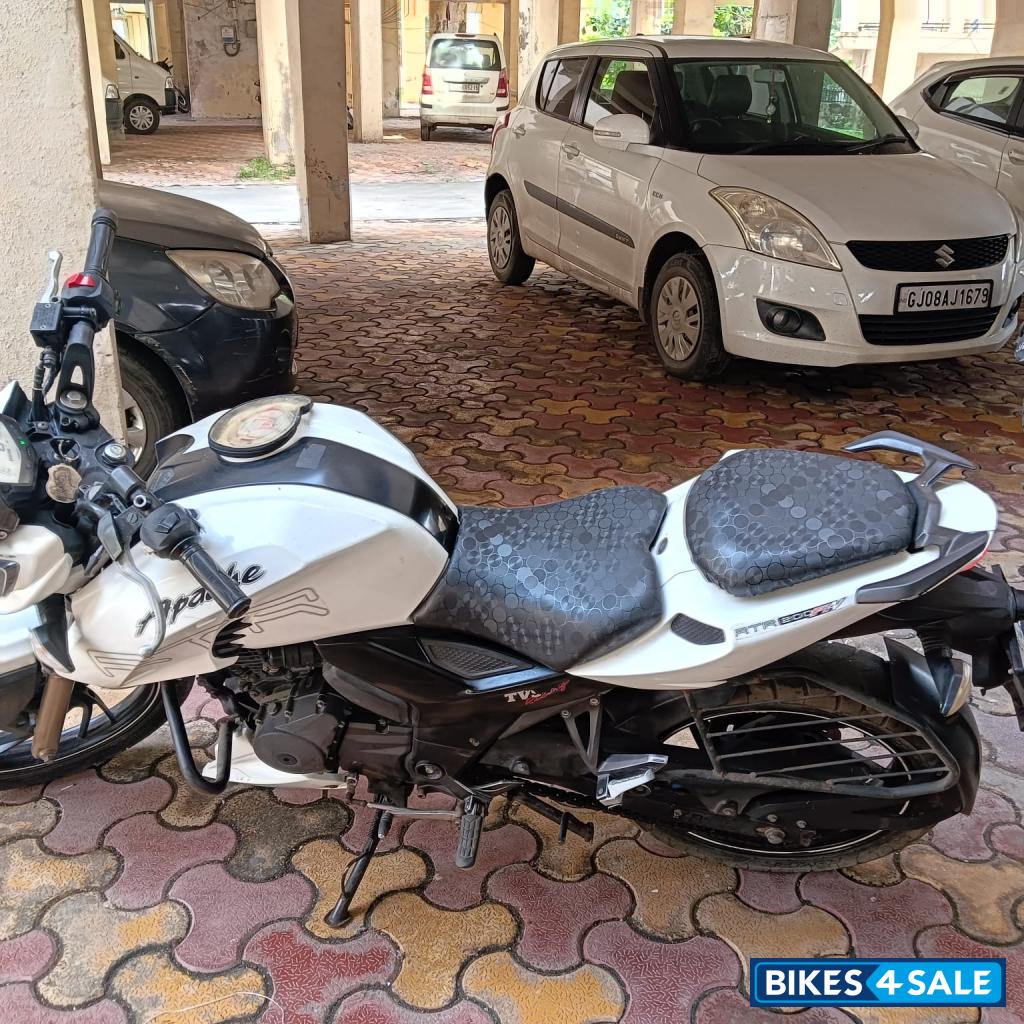 TVS Apache RTR 200 Fi 4V