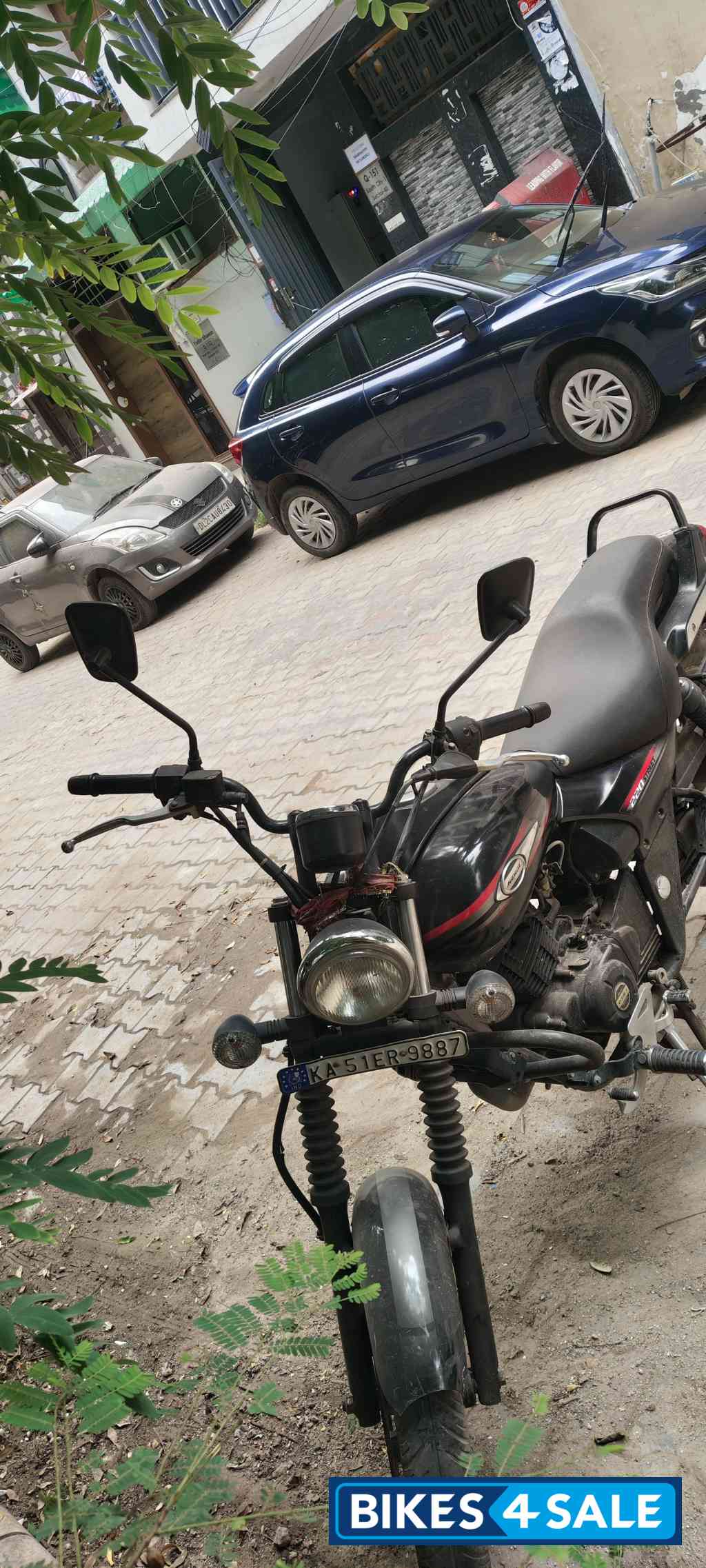 Bajaj Avenger Street 220