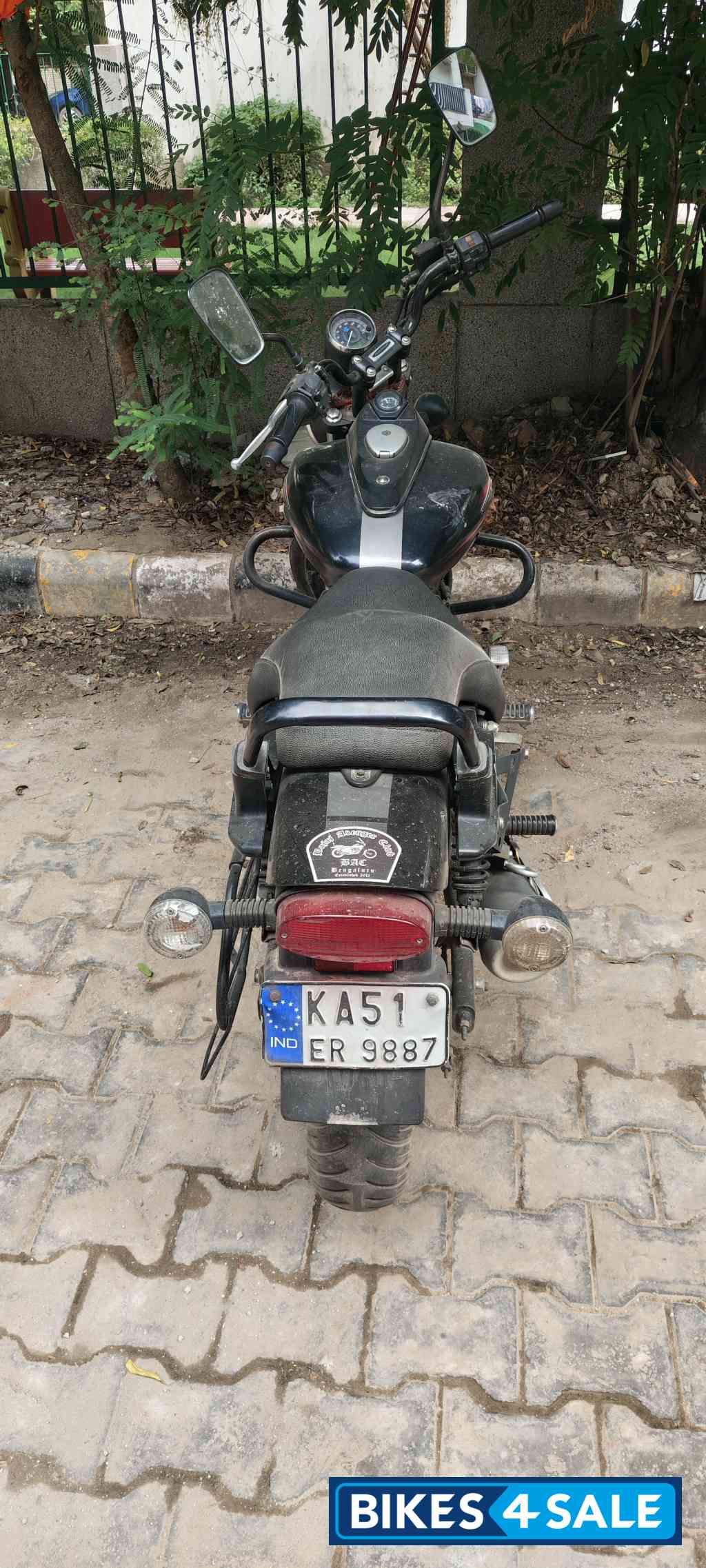 Bajaj Avenger Street 220