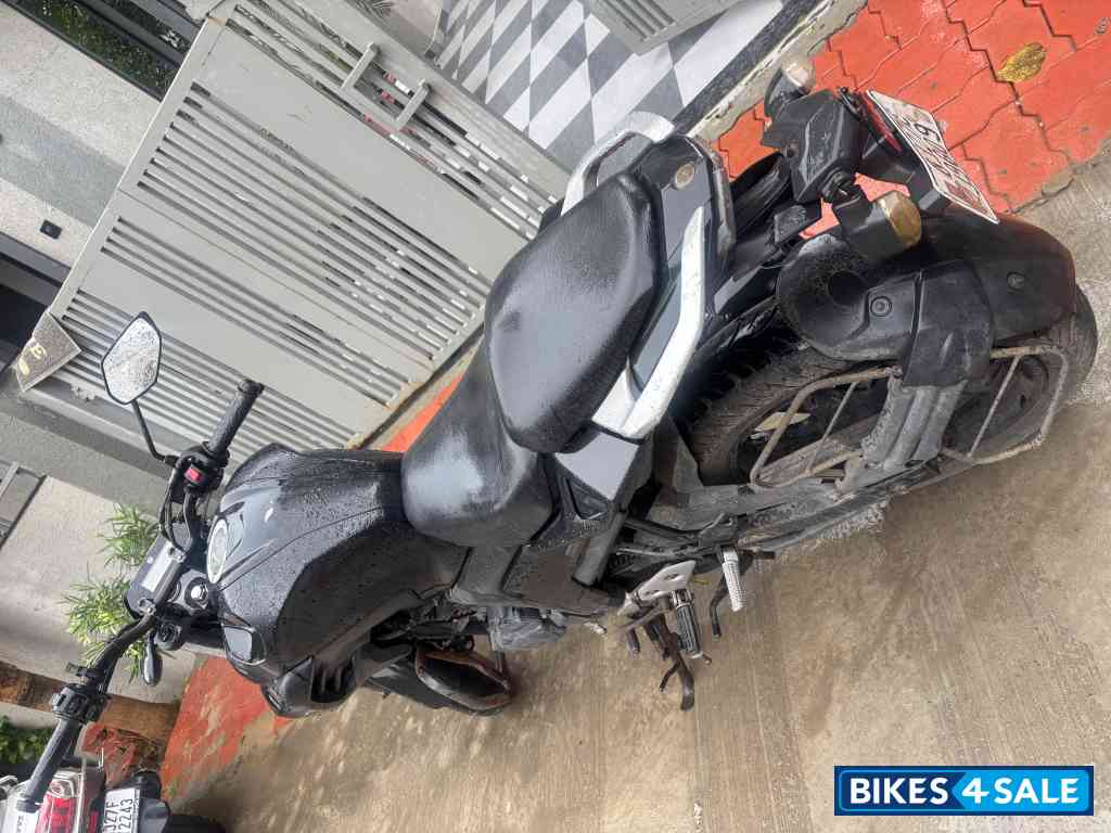 Yamaha FZ25