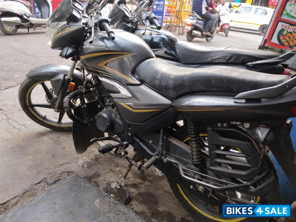 Honda CB Shine