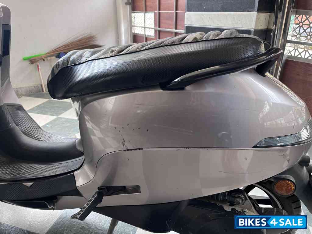 Liquid Silver Grey Ola S1 Pro
