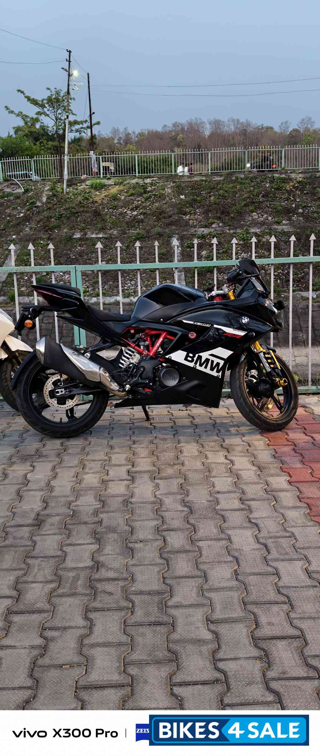 BMW G 310 RR