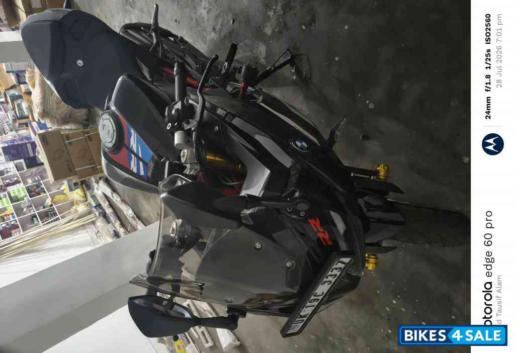 Cosmic Black BMW G 310 RR Cosmic Black BMW G 310 RR