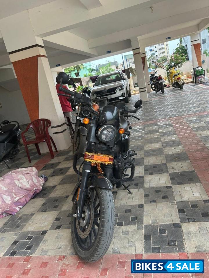 Olive Green Yezdi Roadster Dark Olive Green Yezdi Roadster Dark