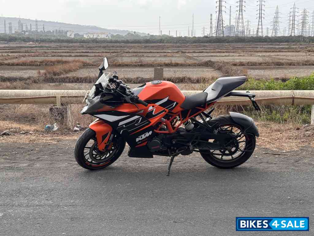 Electronic Orange KTM RC 200 2020