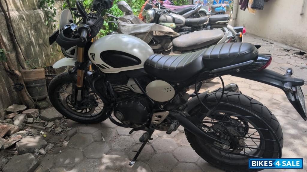 Triumph Scrambler 400 XC