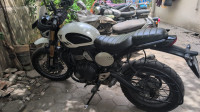 Triumph Scrambler 400 XC