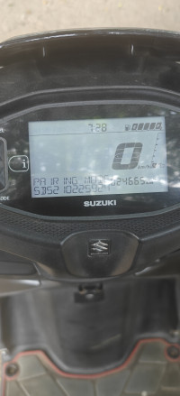 Mat/black Suzuki Avenis 125 Standard Edition