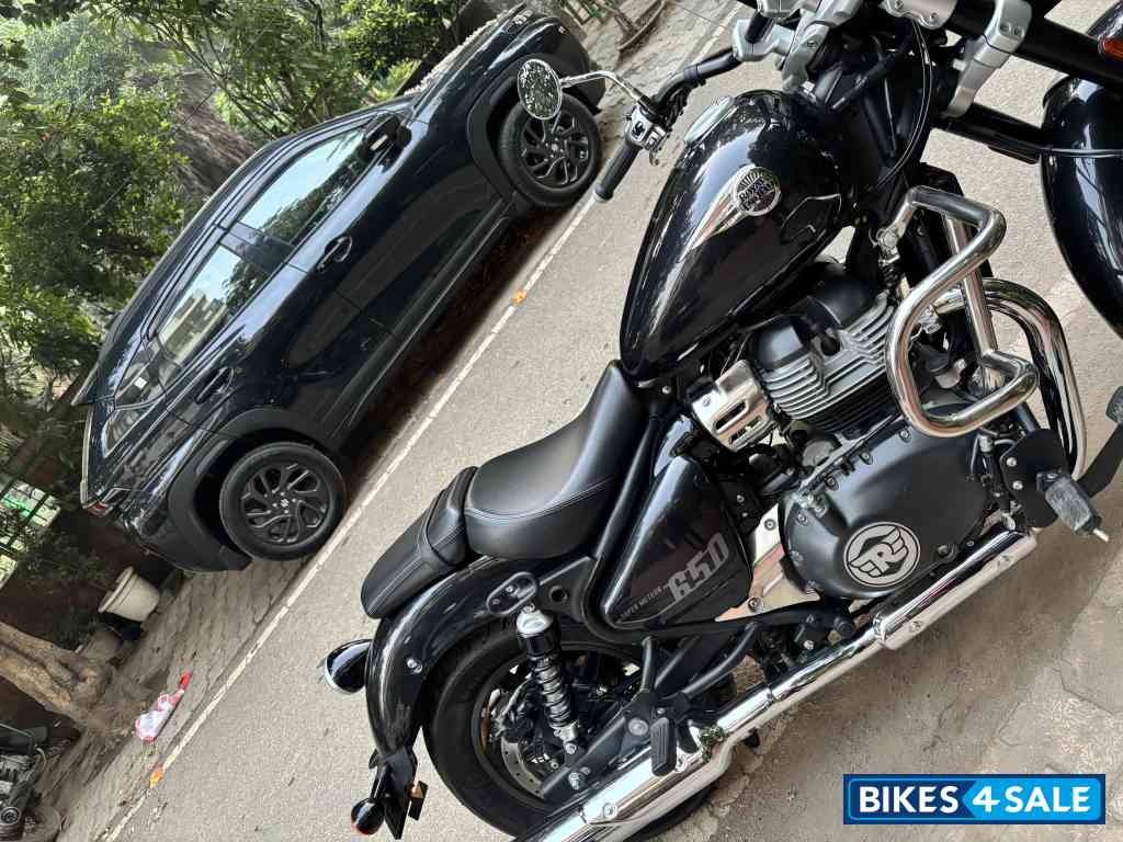 Royal Enfield Super Meteor 650