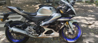 Yamaha R15M
