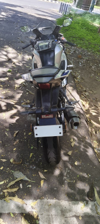 Yamaha R15M