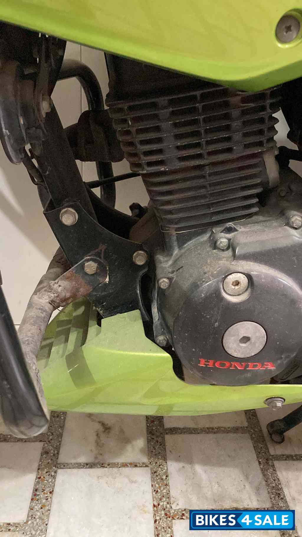 C Palm Green Honda CBF Stunner