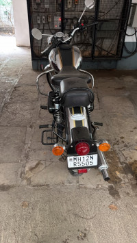 Royal Enfield Classic 500