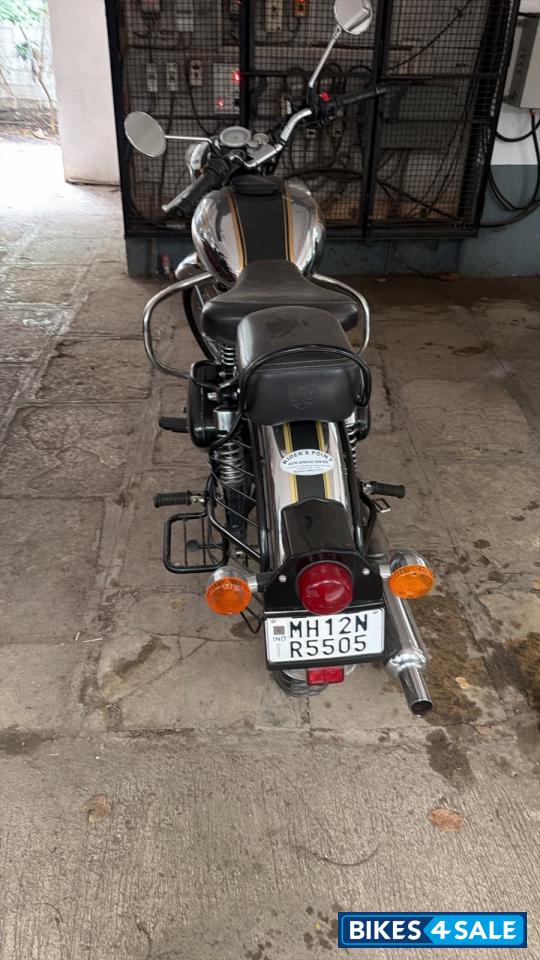 Royal Enfield Classic 500 Royal Enfield Classic 500