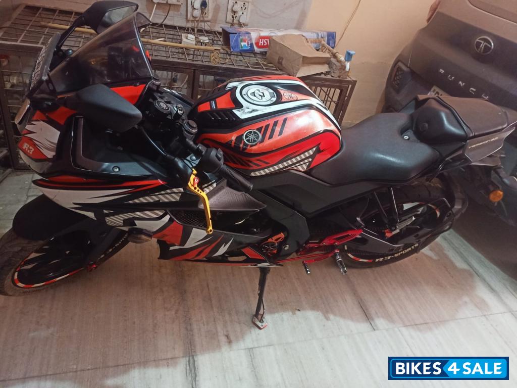 Mat Black-2 Yamaha YZF R15 V3 BS6 Mat Black-2 Yamaha YZF R15 V3 BS6