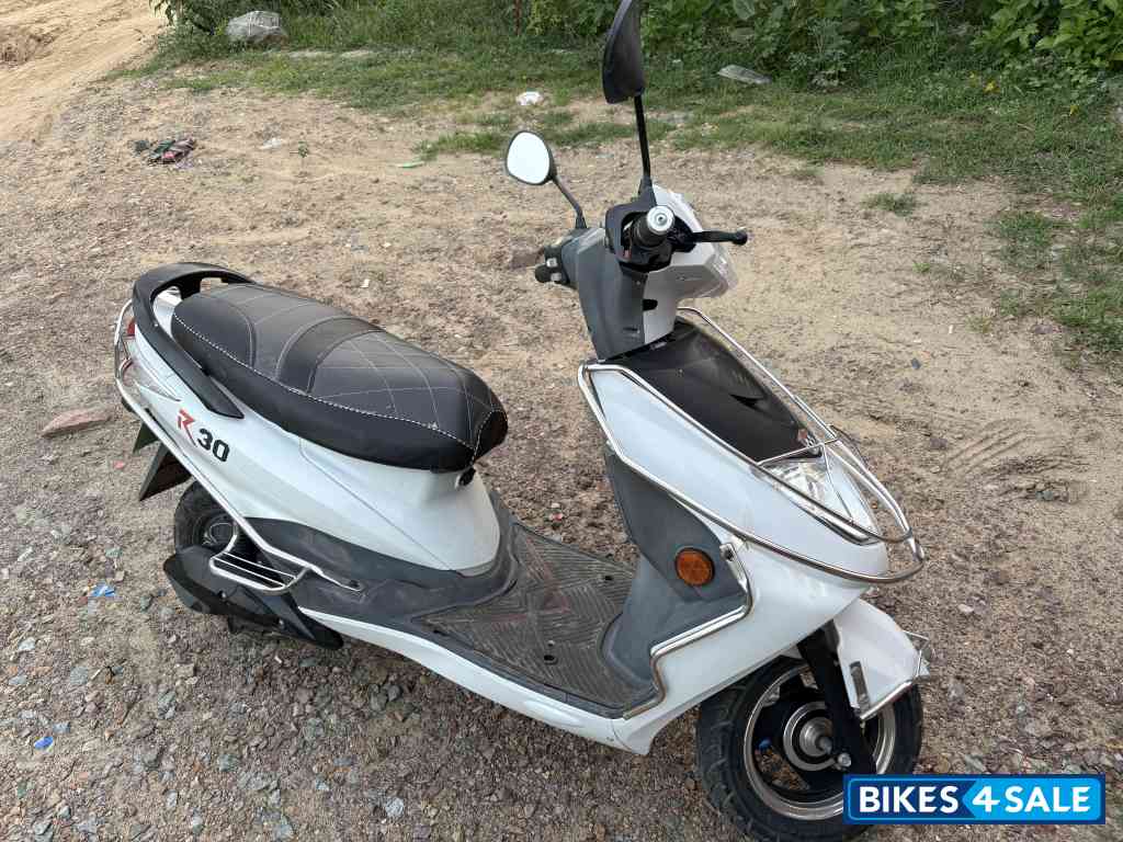 White Okinawa R30 White Okinawa R30