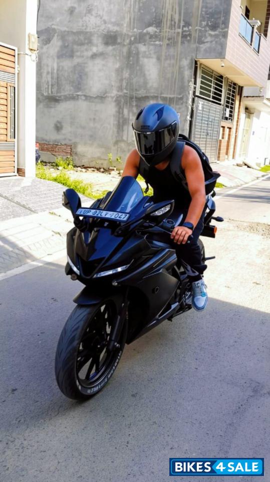 Knight Black Yamaha YZF R15 S V3.0 Knight Black Yamaha YZF R15 S V3.0