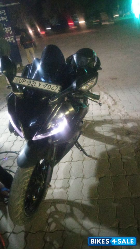 Knight Black Yamaha YZF R15 S V3.0 Knight Black Yamaha YZF R15 S V3.0