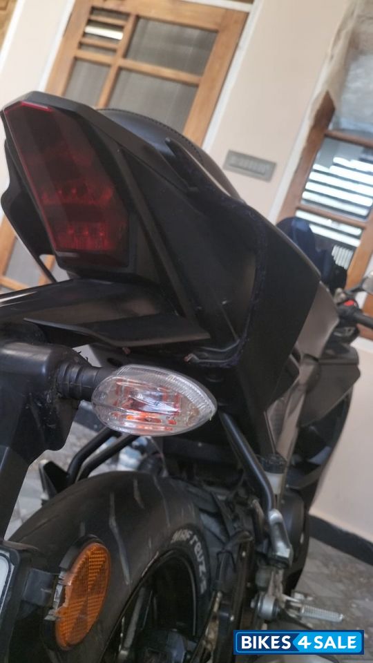 Knight Black Yamaha YZF R15 S V3.0 Knight Black Yamaha YZF R15 S V3.0