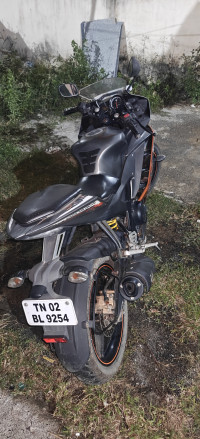 Yamaha YZF R15 V2