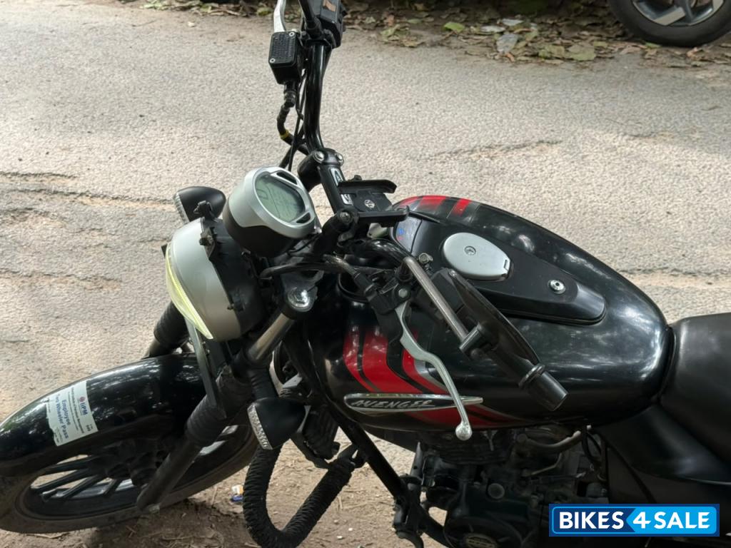 Black And Red Bajaj Avenger Street 220 Black And Red Bajaj Avenger Street 220