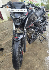 Bajaj Pulsar N160