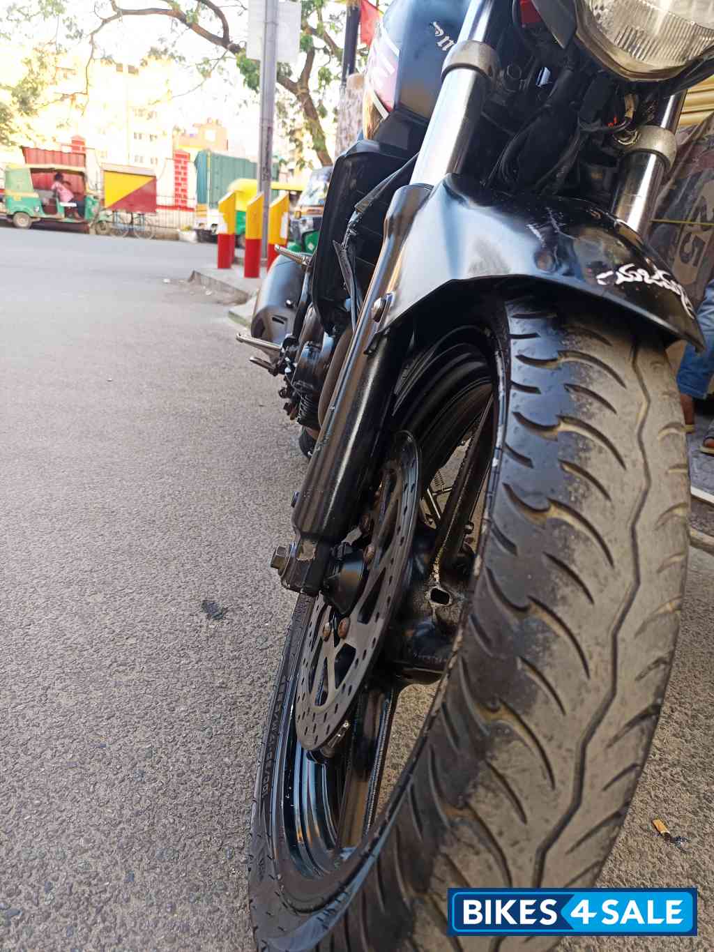Black Yamaha FZ16 Black Yamaha FZ16