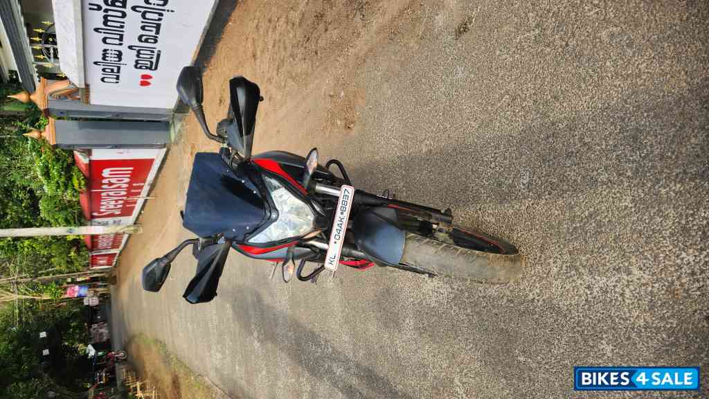 Red Bajaj Pulsar NS200 Red Bajaj Pulsar NS200