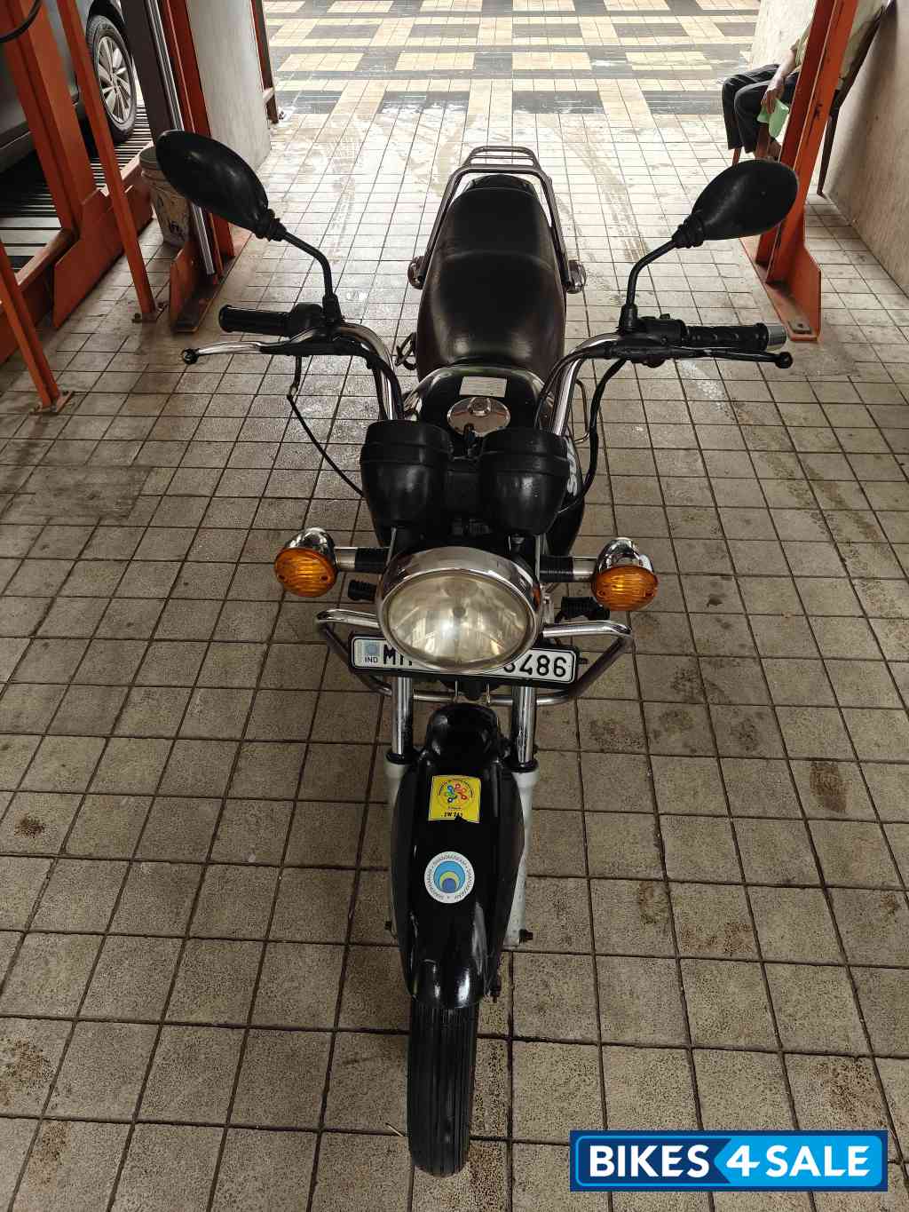 Black Suzuki Heat