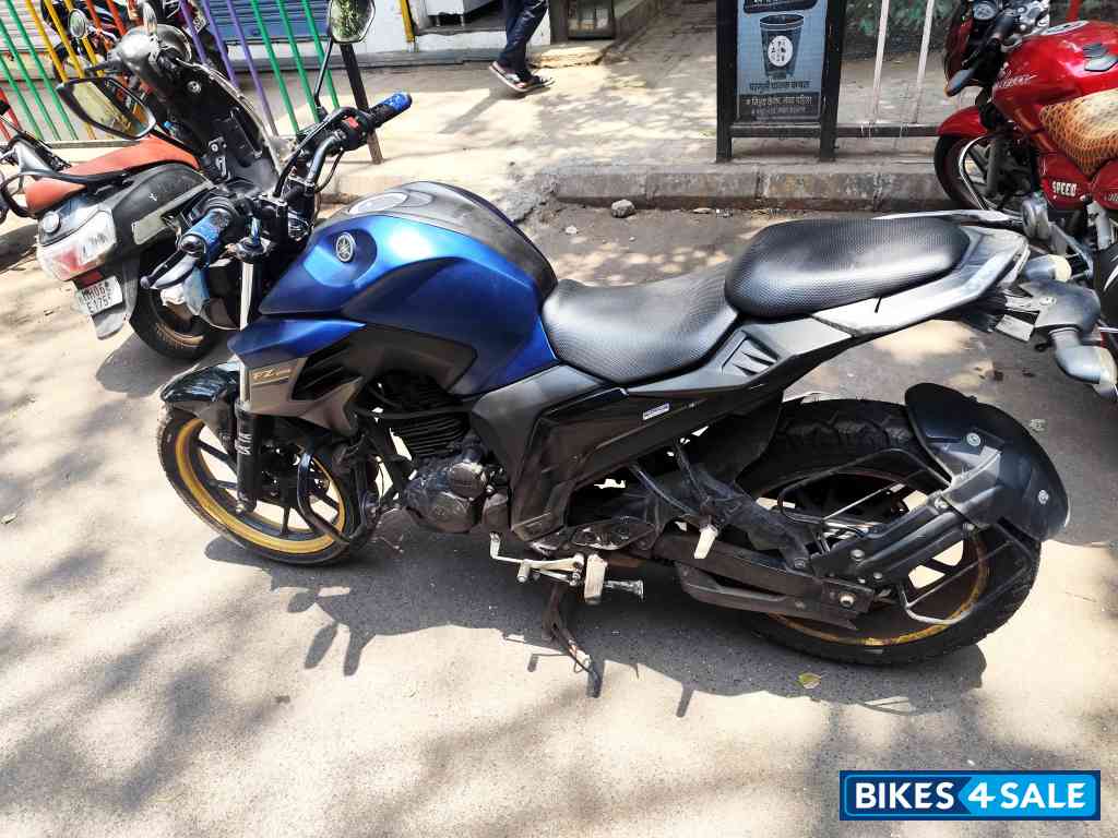 Yamaha FZS 25