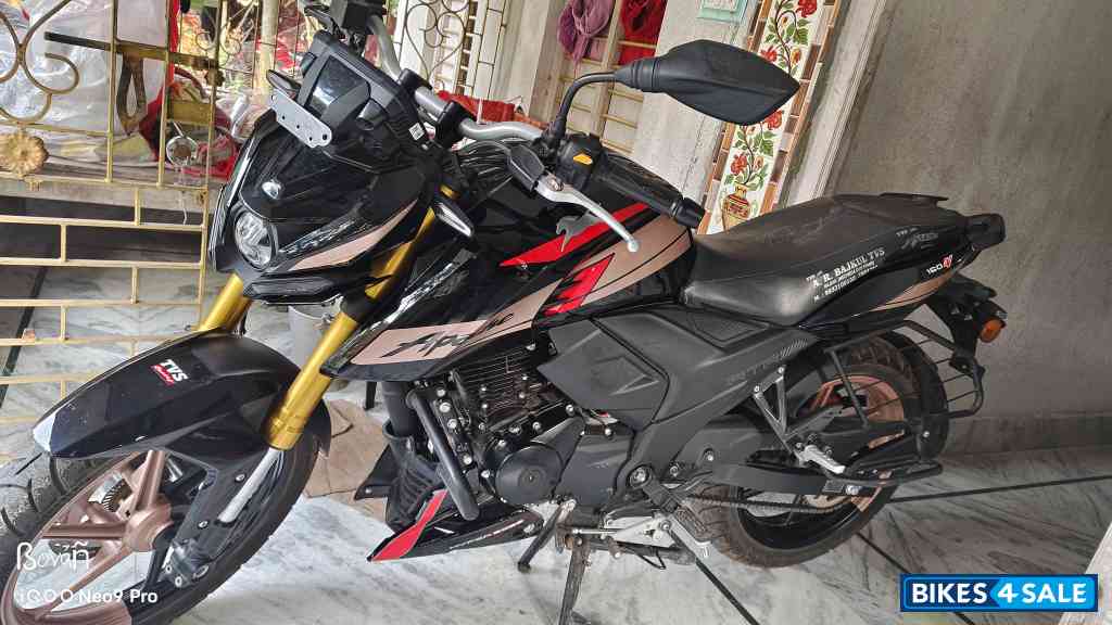 TVS Apache RTR 160 4V Anniversary Edition