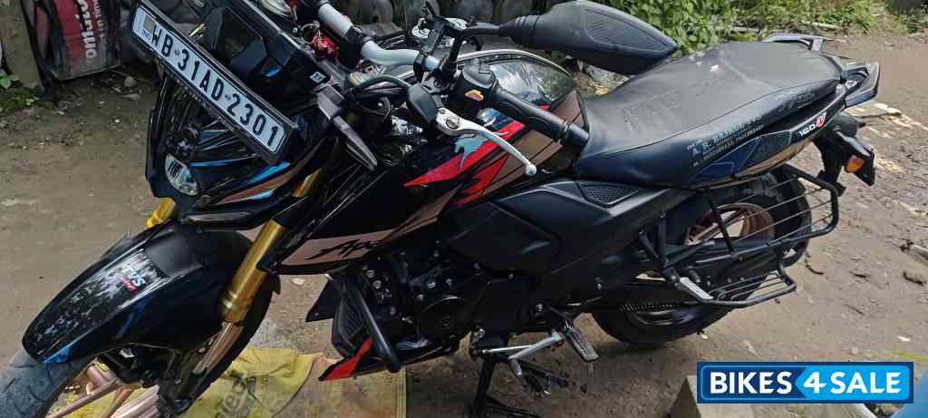 TVS Apache RTR 160 4V Anniversary Edition TVS Apache RTR 160 4V Anniversary Edition