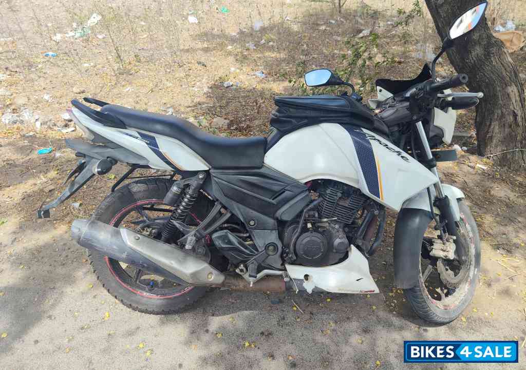 TVS Apache RTR 160