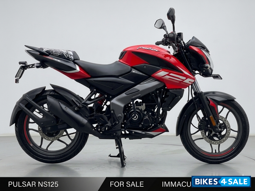 Matte Red Bajaj Pulsar NS 125