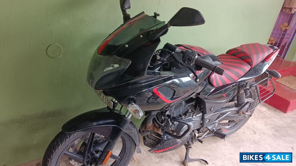 Bajaj Pulsar 180F Neon BS6 Bajaj Pulsar 180F Neon BS6