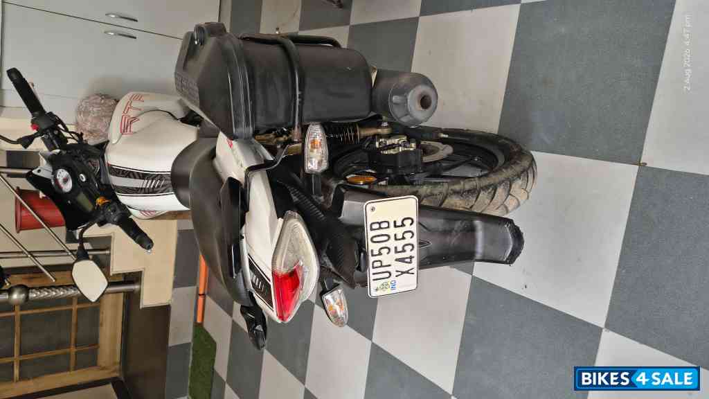 TVS Apache RTR 180 BS6