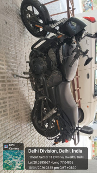 Black Harley Davidson Street 750