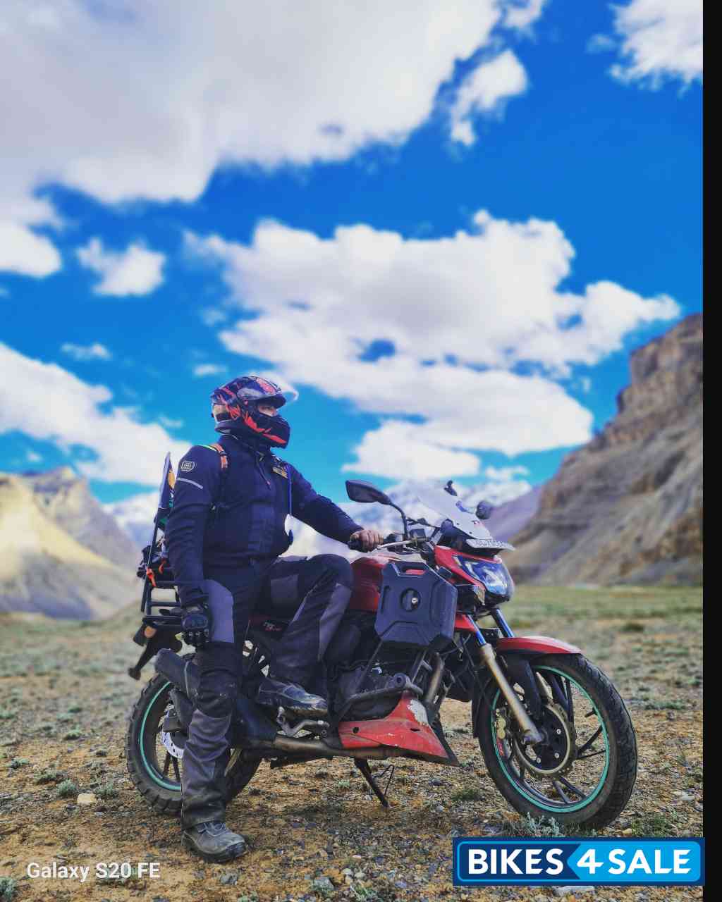S Y R A H R E D TVS Apache RTR 200 4V