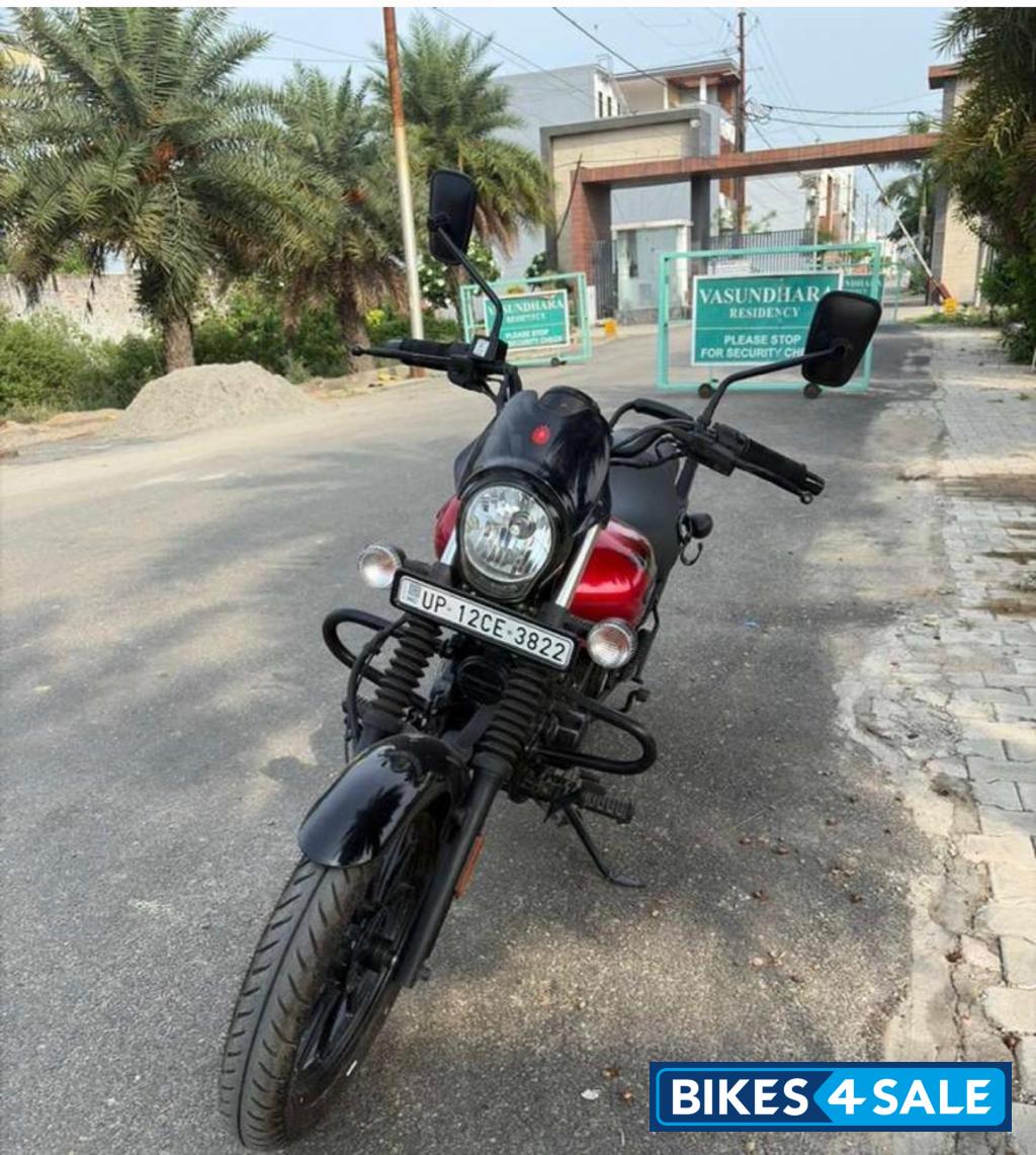Cocktail Wine Red Bajaj Avenger Street 160 BS6