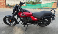 Cocktail Wine Red Bajaj Avenger Street 160 BS6