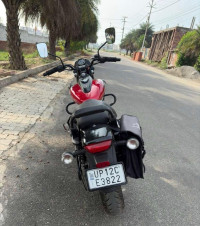 Cocktail Wine Red Bajaj Avenger Street 160 BS6