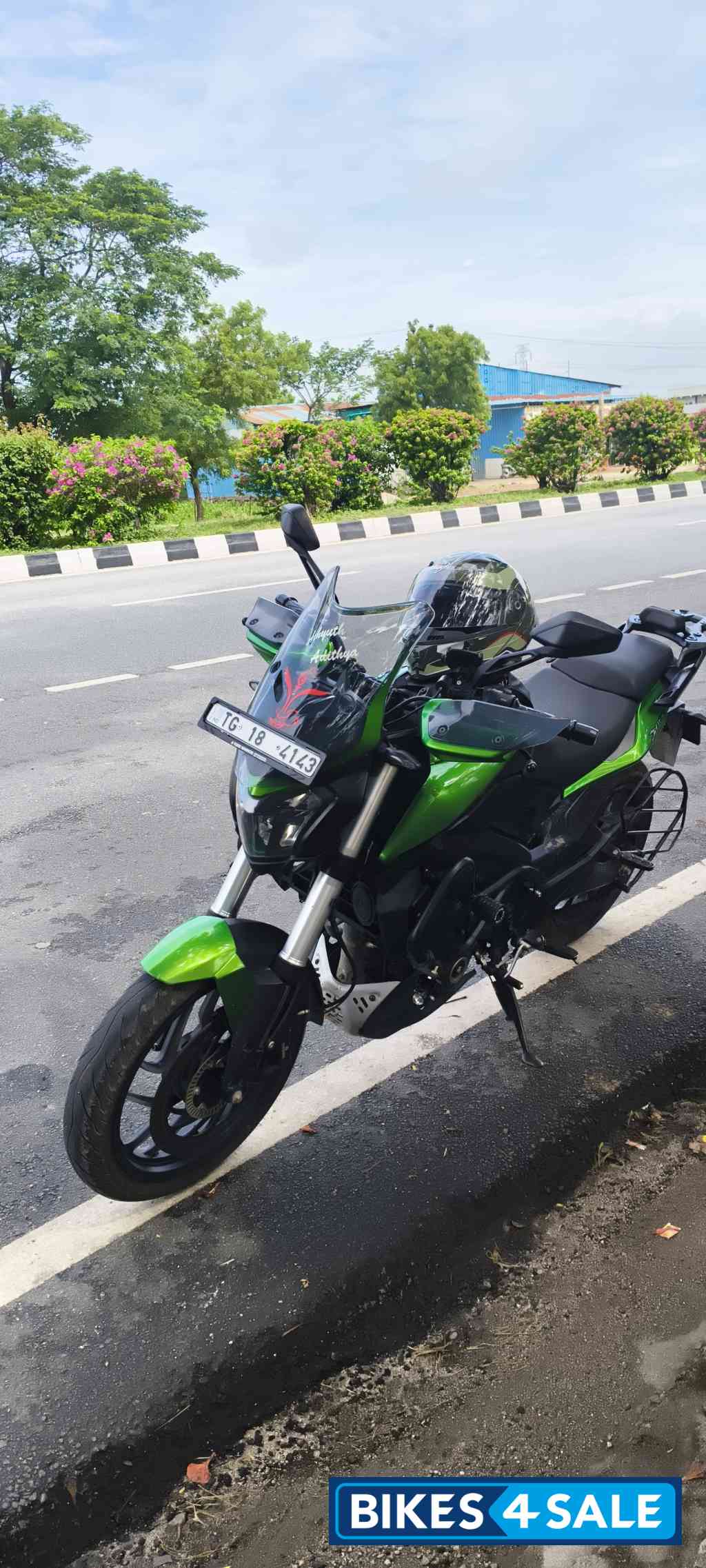 Bajaj Dominar 400